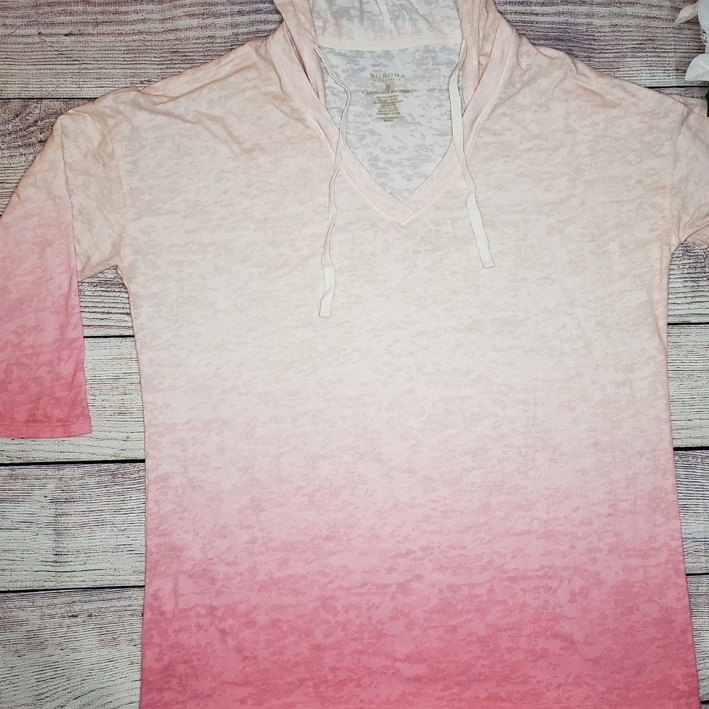 Sonoma 'ombre'design shirt with hood.